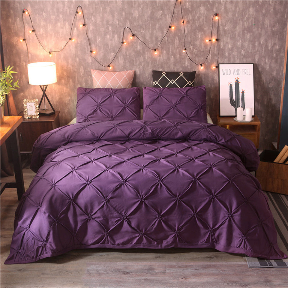 Solid color polyester duvet cover and bedding set for a modern bedroom